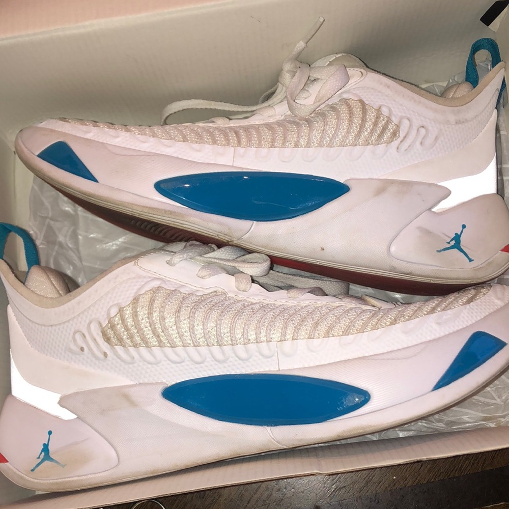 Size 7 Youth 7Y Jordan Brand Luka Doncic White and Blue Athletic Sneakers